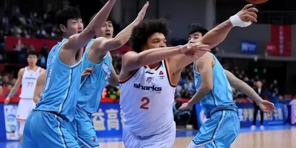 开云官网-上海84-79险胜山东：强弱预判，季后赛里全是变数？