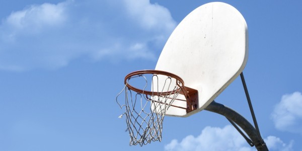 曝曾凡博将签篮网！不算托马斯大名单已19人 17+2名单还存1双向名额